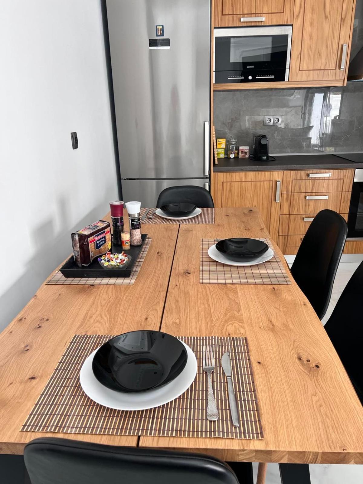 Kontis' Deluxe Furnished Apartment Loutráki Exteriör bild