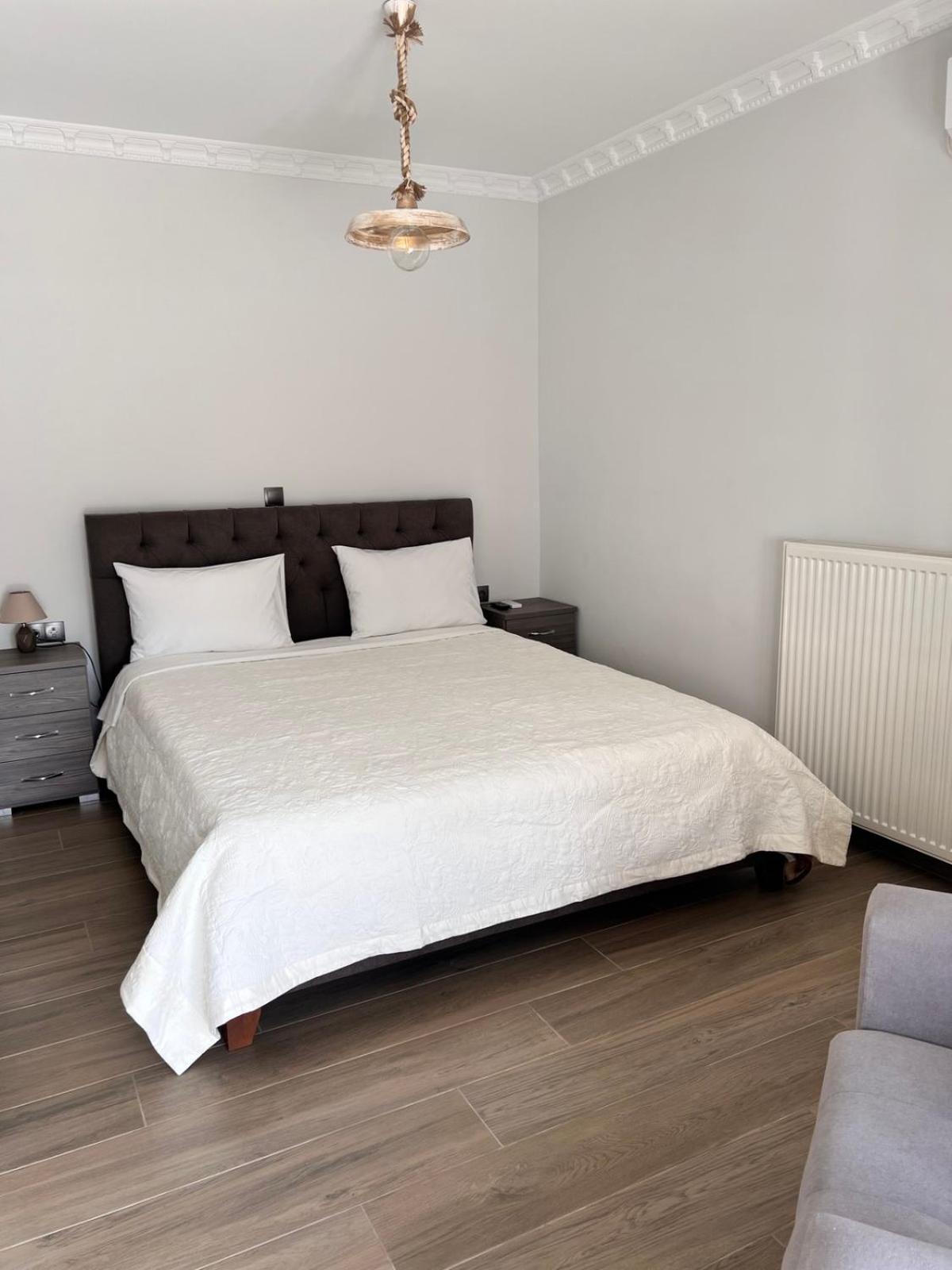 Kontis' Deluxe Furnished Apartment Loutráki Exteriör bild
